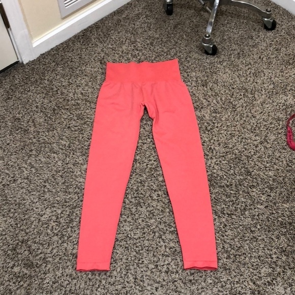 NVGTN Curve Seamless Leggings Size Small Coral - Picture 8 of 9